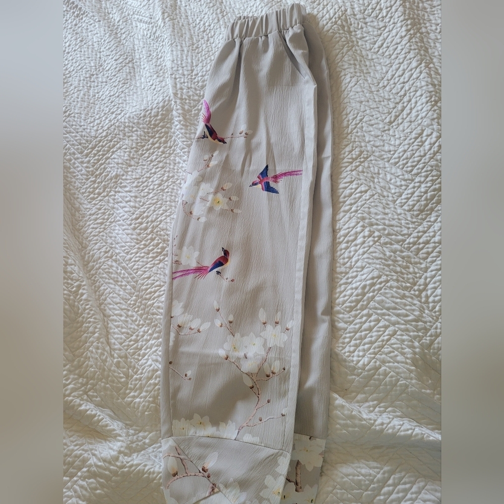 Bird Print Wide Leg Pants Cream Floral Elastic Waist Size M - Picture 3 of 7